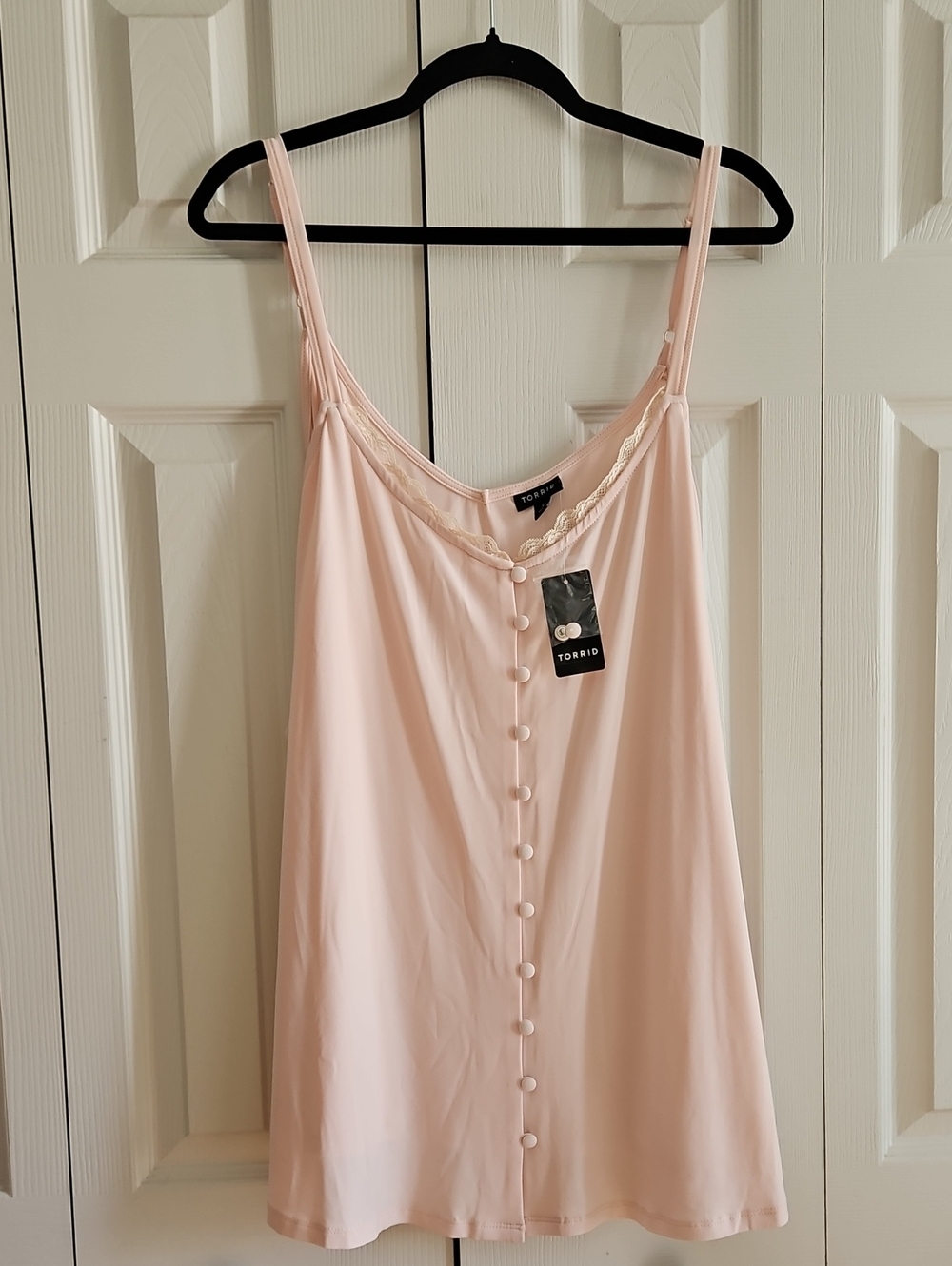 SALE! NWT Torrid Pale Blush Button-Front Camisole Top
